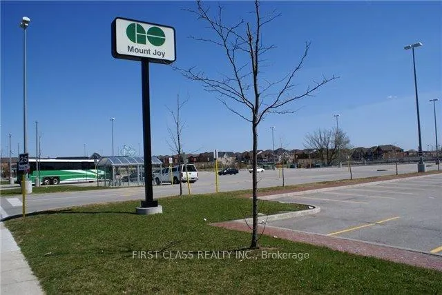 Photo 10 of 48 Battista Perri Drive, Markham, Wismer — HOMEH