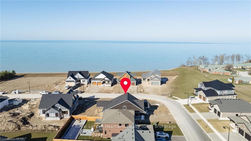 Photo 2 of 441 Coast Drive, Goderich, Goderich (Town) — HOMEH