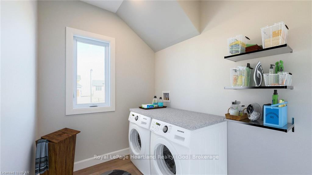 Photo 17 of 441 Coast Drive, Goderich, Goderich (Town) — HOMEH