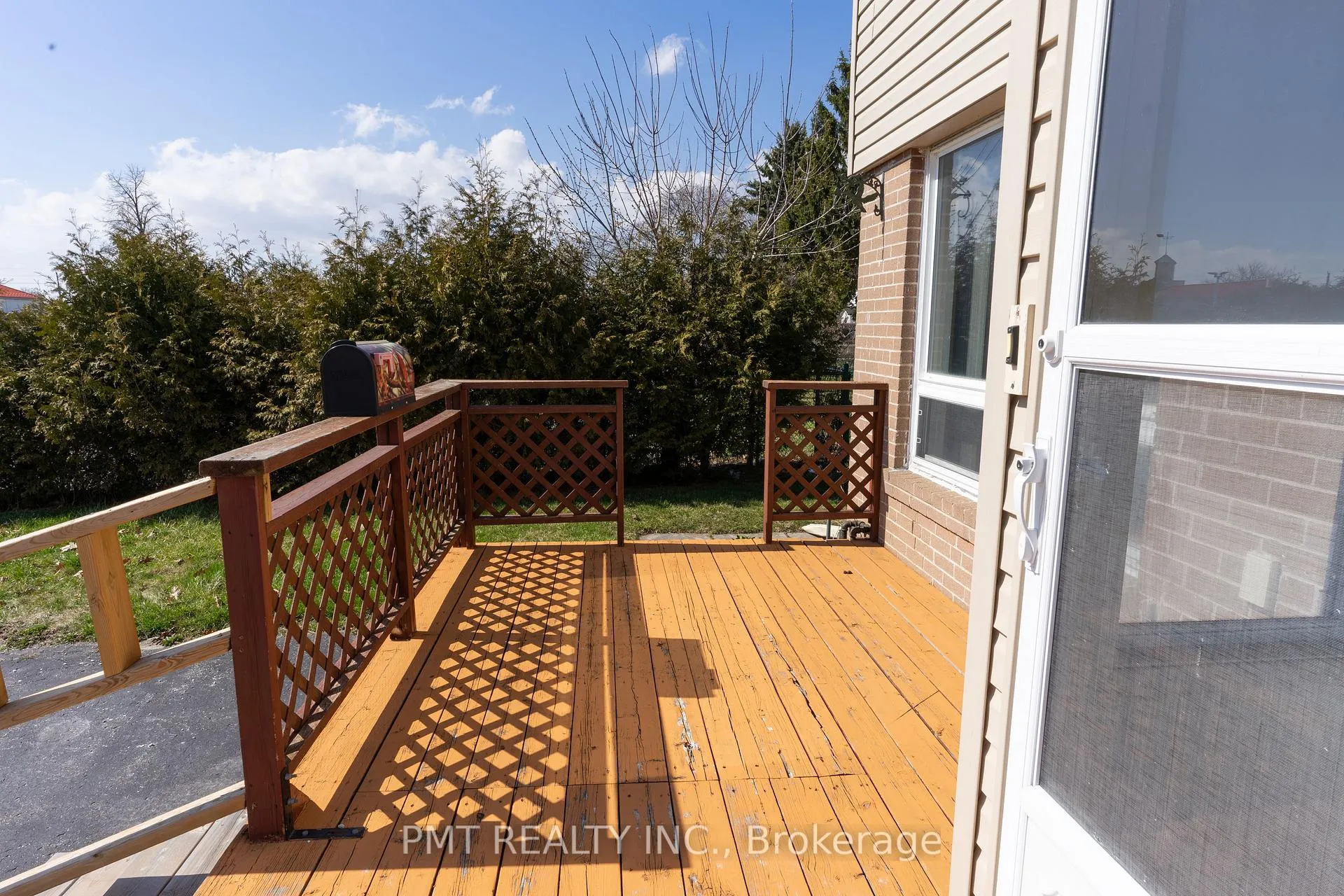 Photo 18 of 728 Krosno Boulevard, Pickering, Bay Ridges — HOMEH