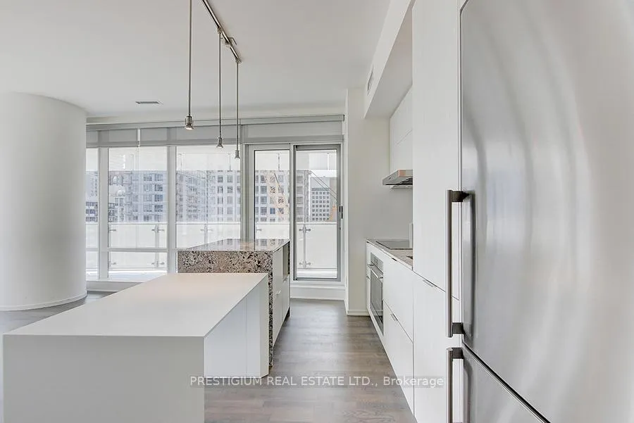 Photo 3 of Unit 1307, 1 Bloor Street E, Toronto, Church-Yonge Corridor — HOMEH