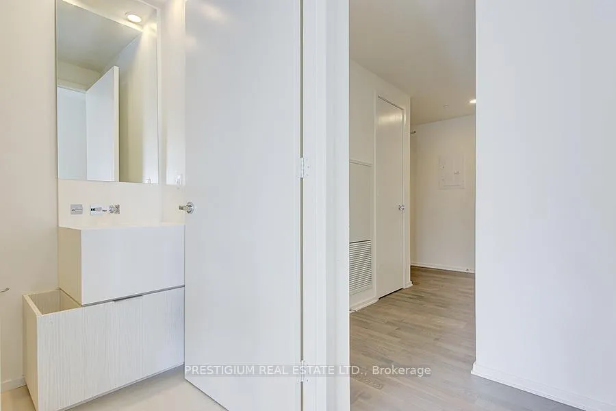 Photo 16 of Unit 1307, 1 Bloor Street E, Toronto, Church-Yonge Corridor — HOMEH