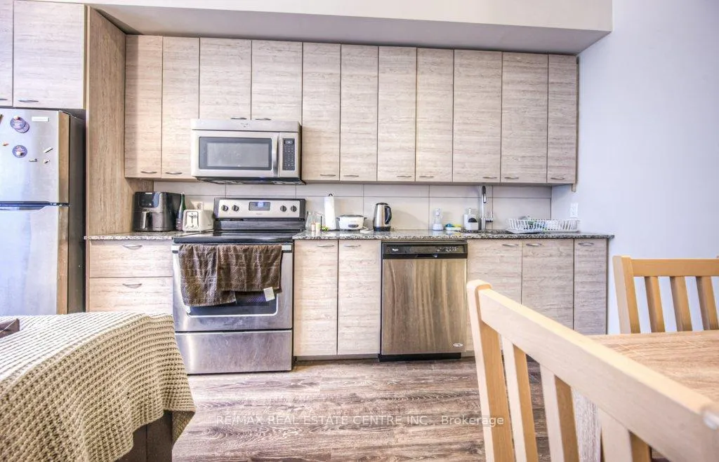 Photo 6 of Unit 104, 253 Albert Street W, Waterloo, Beechwood/University — HOMEH