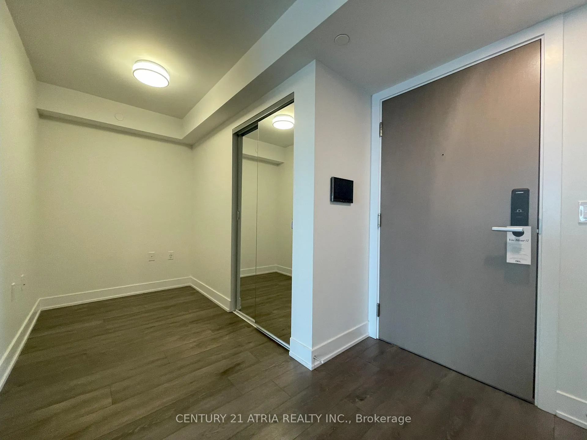 Photo 14 of Unit 1305, 575 Bloor Street E, Toronto, North St. James Town — HOMEH