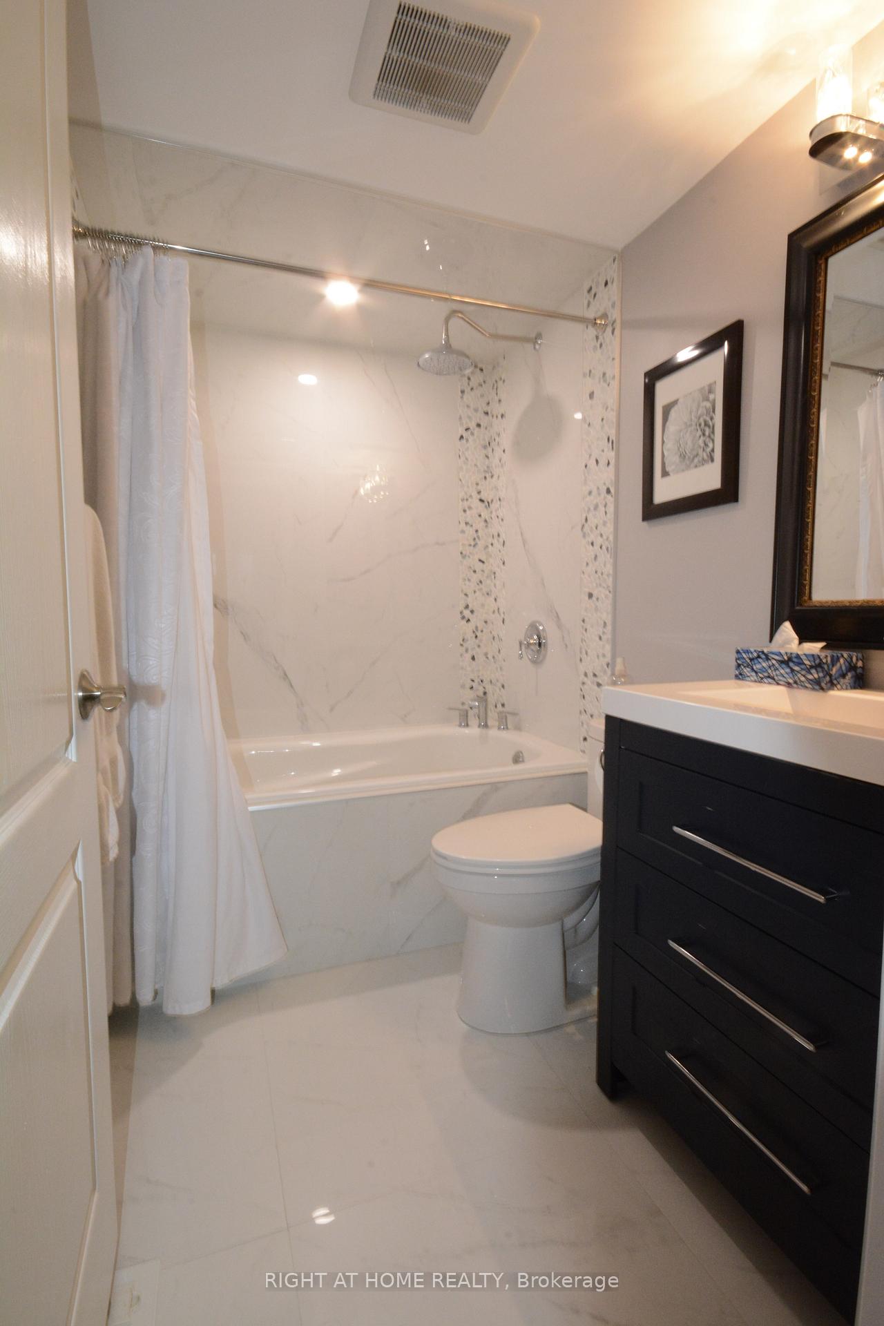 Photo 10 of 20 Spicer Street E, Carleton Place — HOMEH