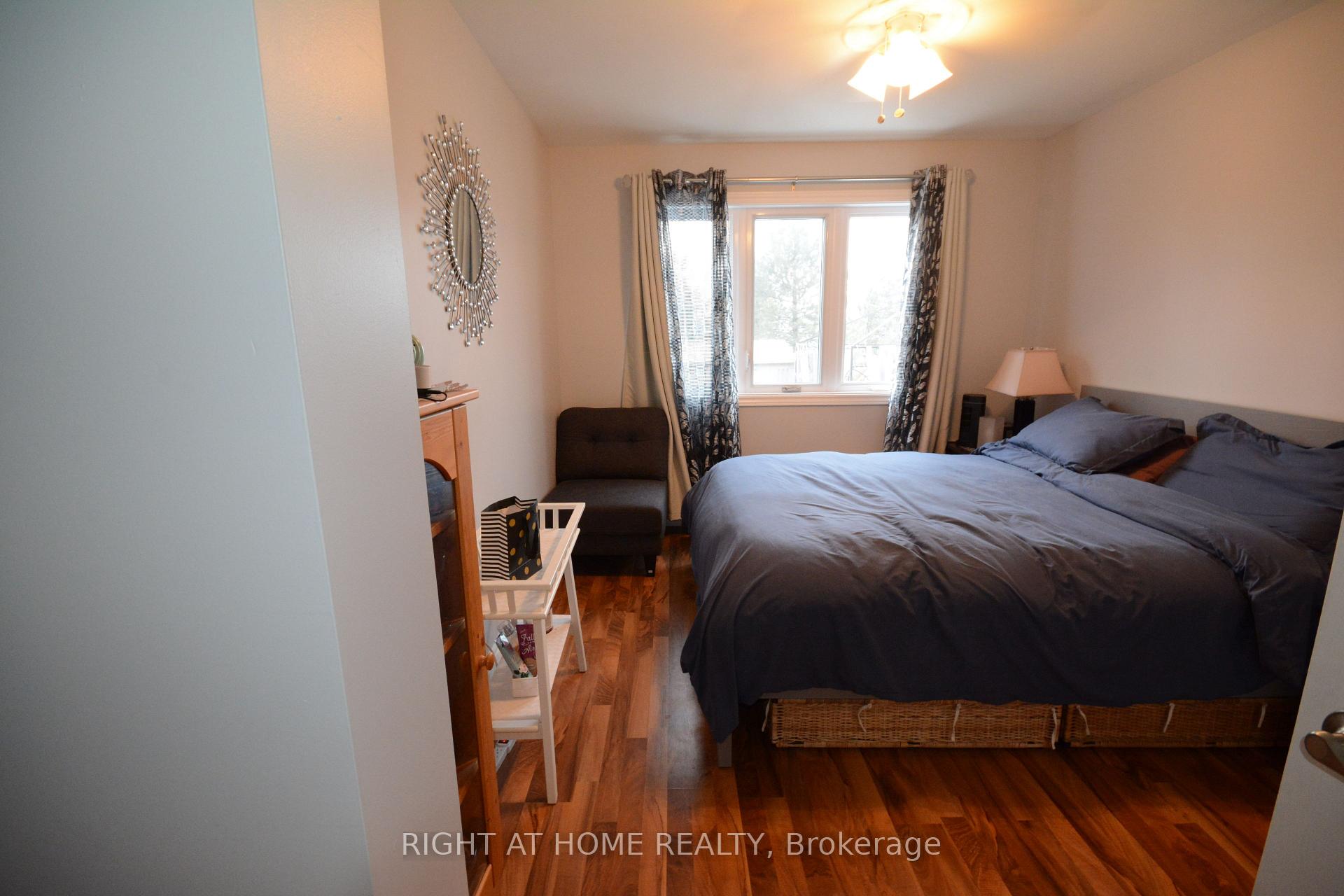 Photo 11 of 20 Spicer Street E, Carleton Place — HOMEH