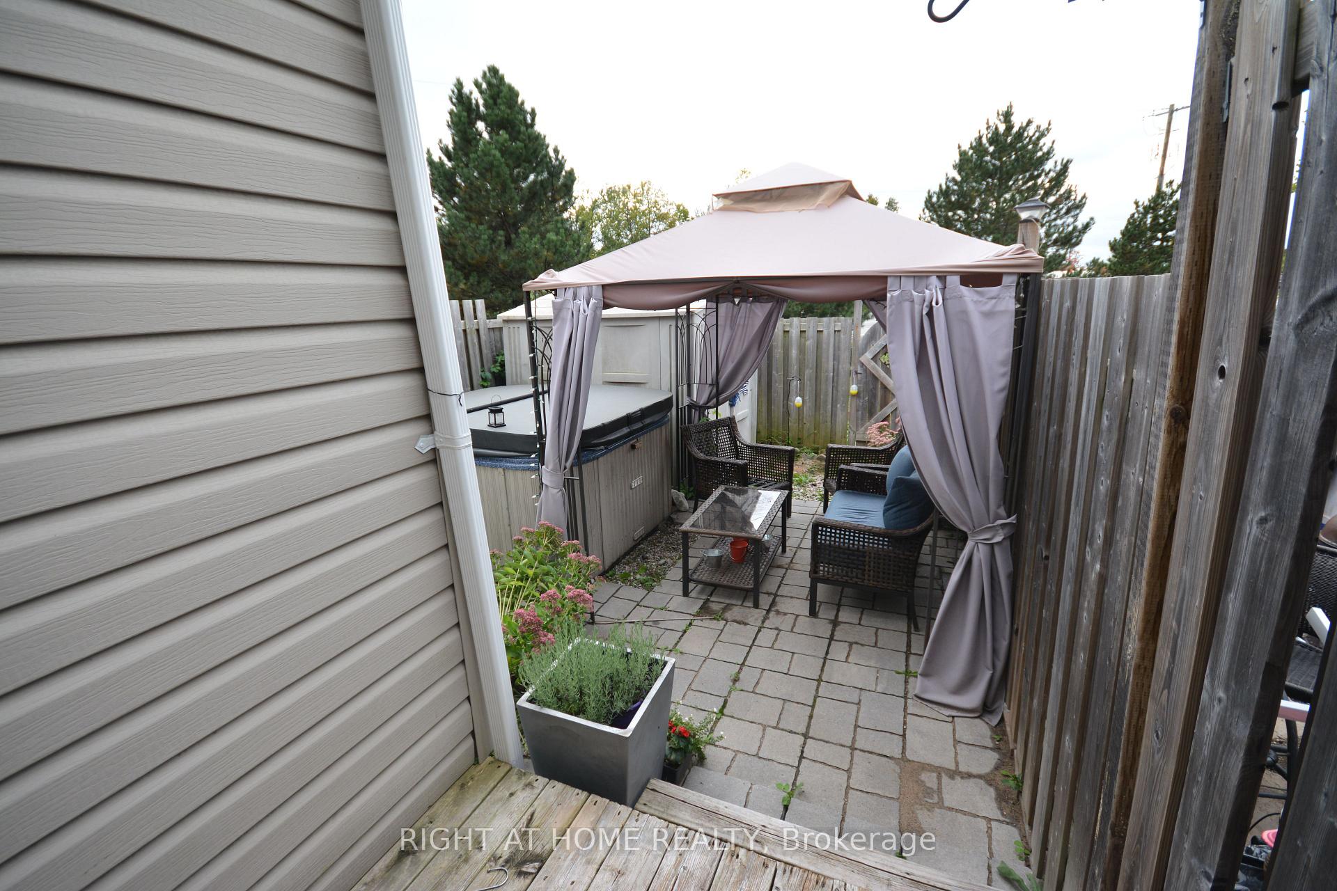 Photo 16 of 20 Spicer Street E, Carleton Place — HOMEH