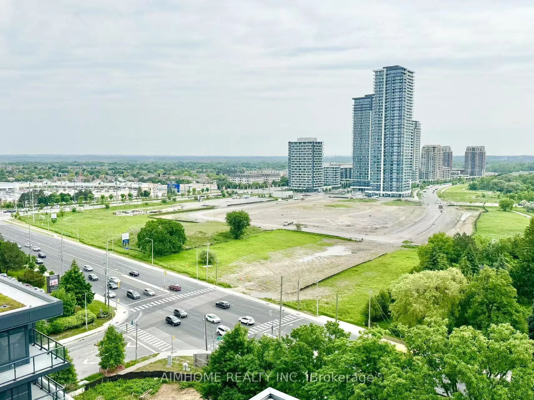 Photo 4 of Unit 1711, 8 Cedarland Drive, Markham, Unionville — HOMEH