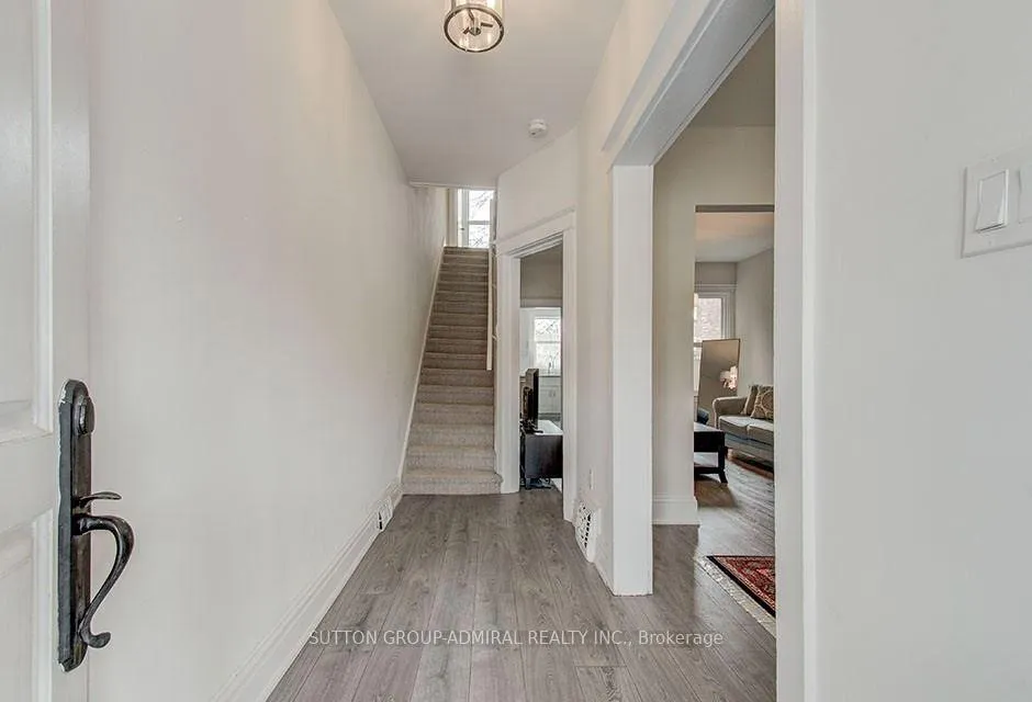 Photo 5 of 738 Cannon Street, Hamilton, Stipley — HOMEH