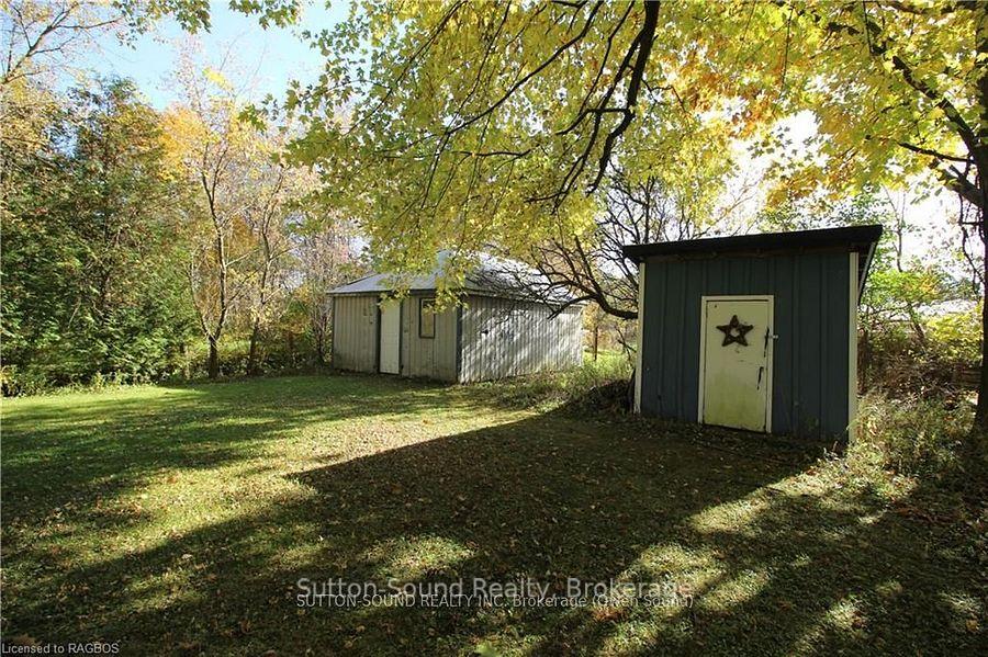 Photo 25 of 680216 Sideroad 30, Chatsworth — HOMEH