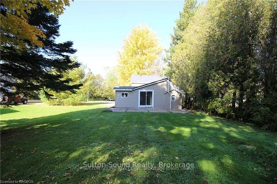 Photo 26 of 680216 Sideroad 30, Chatsworth — HOMEH