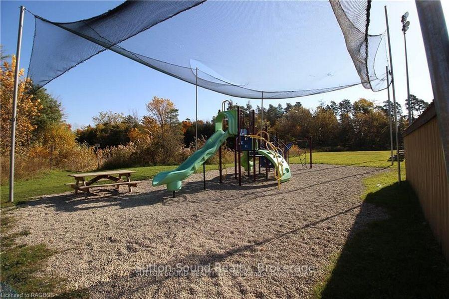 Photo 28 of 680216 Sideroad 30, Chatsworth — HOMEH