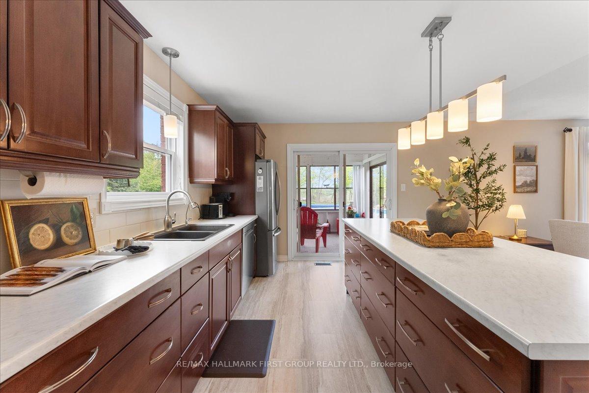 Photo 12 of 910 Stewart Line, Cavan Monaghan, Cavan Twp — HOMEH