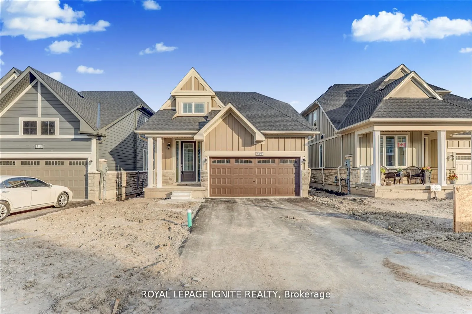 Photo 1 of 519 Hudson Crescent, Midland — HOMEH