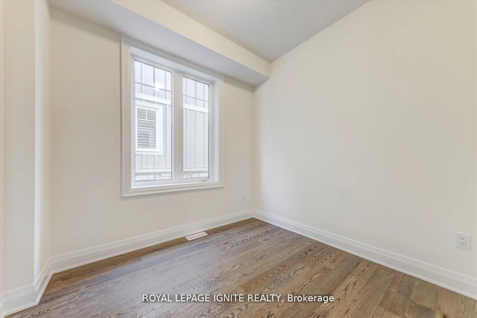 Photo 20 of 519 Hudson Crescent, Midland — HOMEH