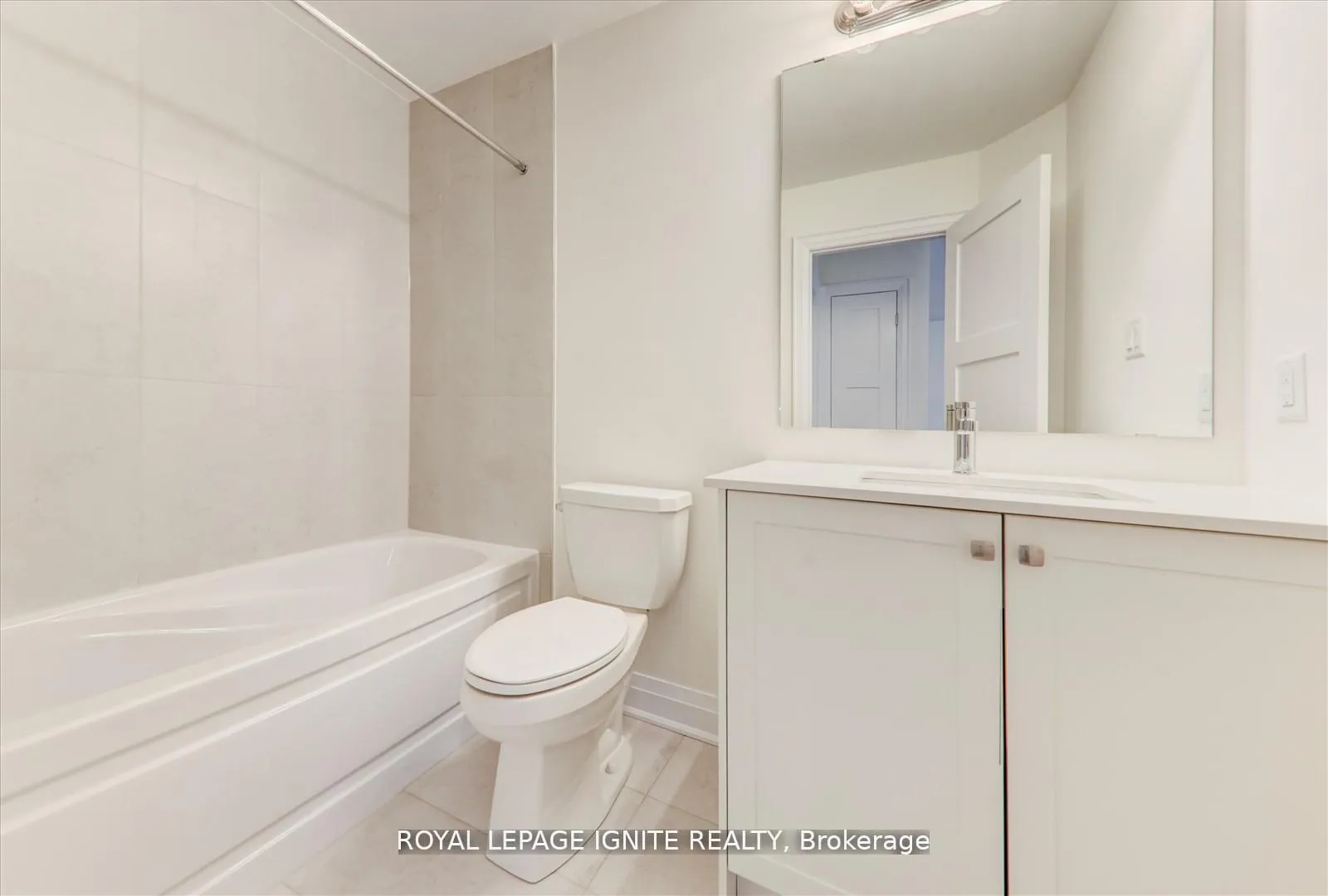 Photo 29 of 519 Hudson Crescent, Midland — HOMEH