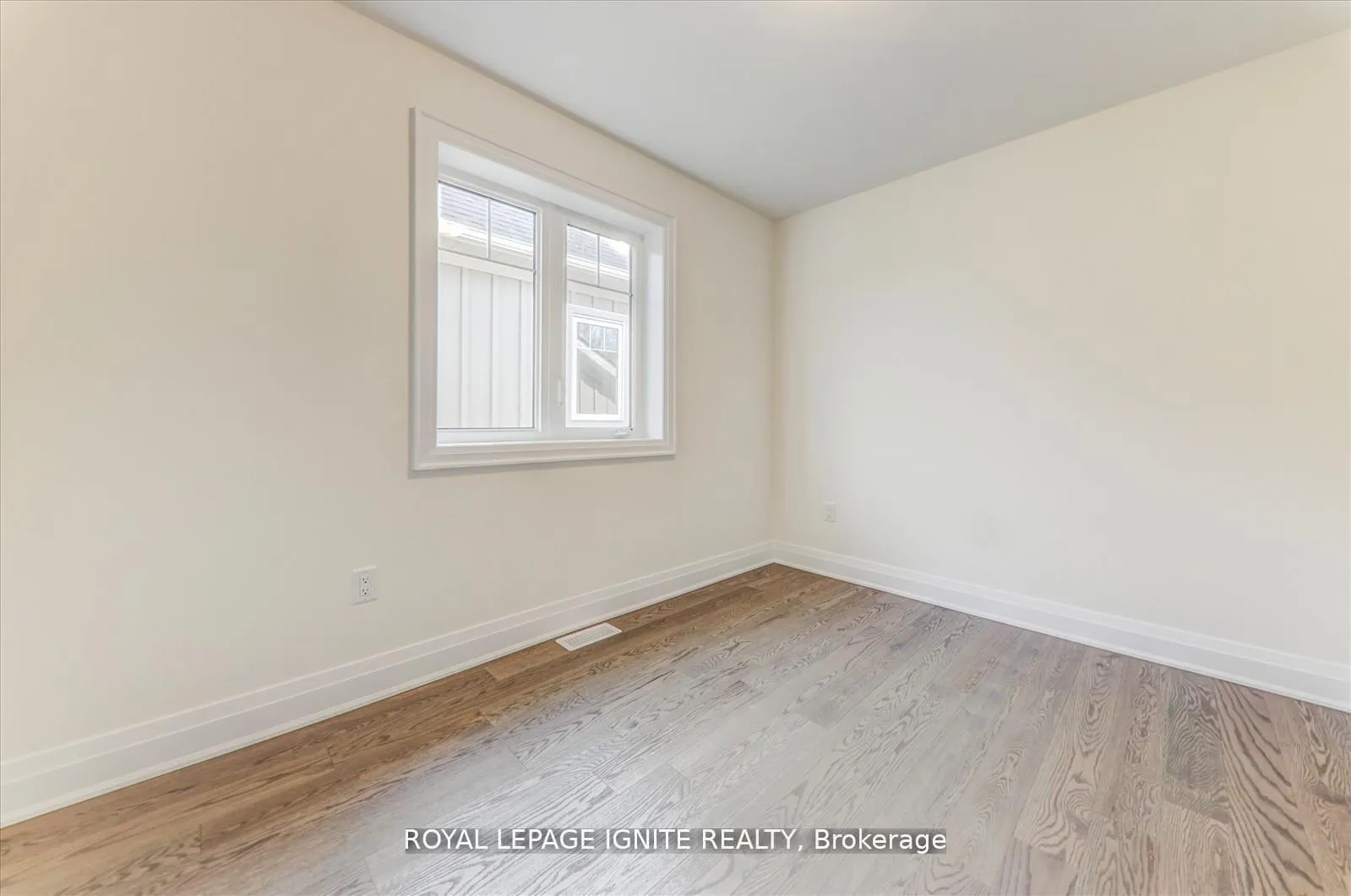 Photo 30 of 519 Hudson Crescent, Midland — HOMEH