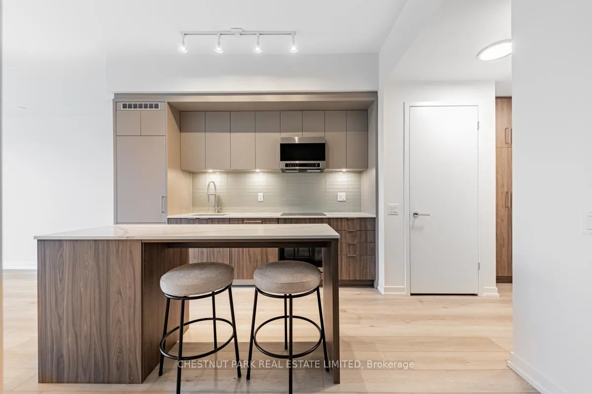 Photo 2 of Unit 406, 863 St. Clair Avenue W, Toronto, Wychwood — HOMEH