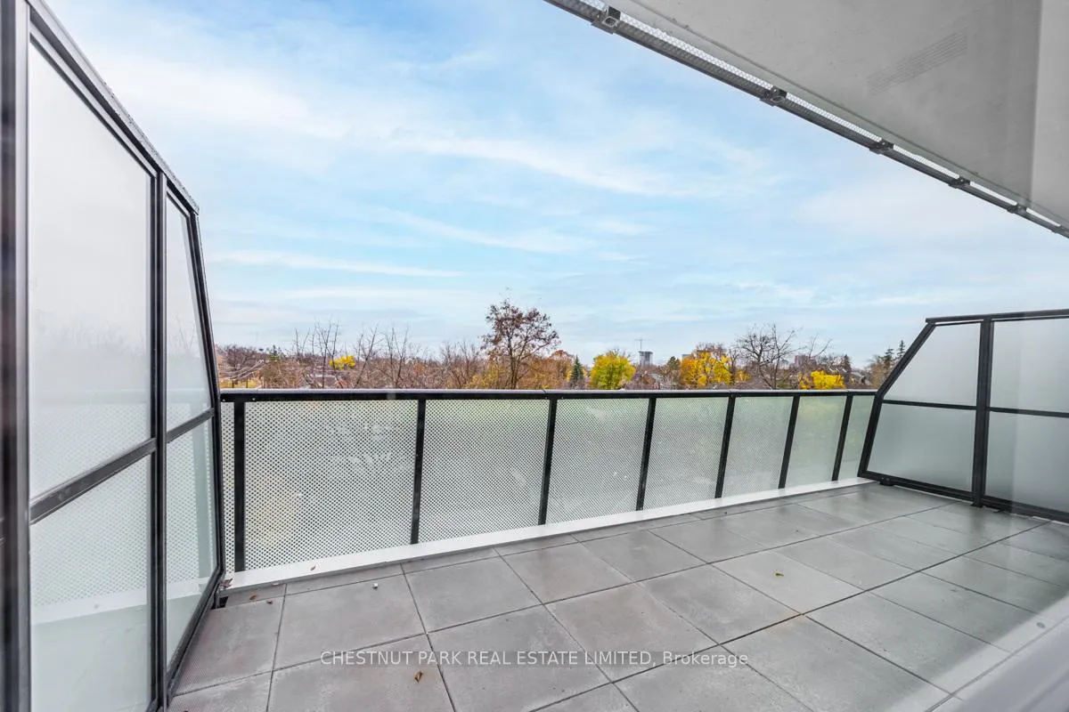 Photo 4 of Unit 406, 863 St. Clair Avenue W, Toronto, Wychwood — HOMEH