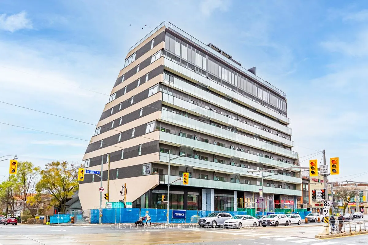 Photo 15 of Unit 406, 863 St. Clair Avenue W, Toronto, Wychwood — HOMEH