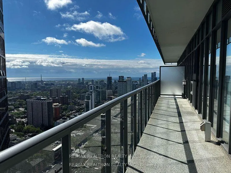 Photo 17 of Unit 4501, 33 Charles Street E, Toronto, Church-Yonge Corridor — HOMEH