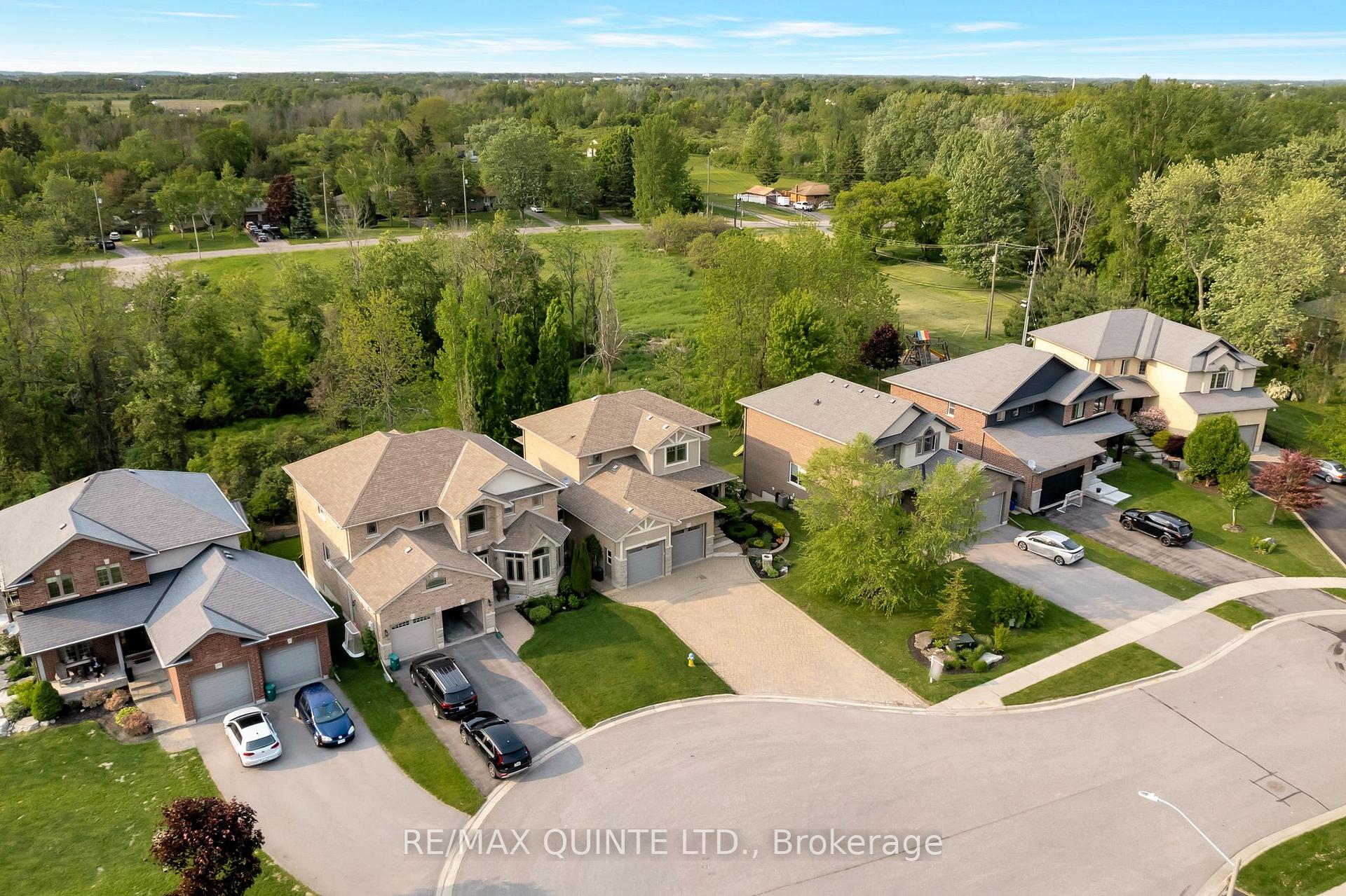 Photo 9 of 275 Avondale Road, Belleville, West Belleville — HOMEH