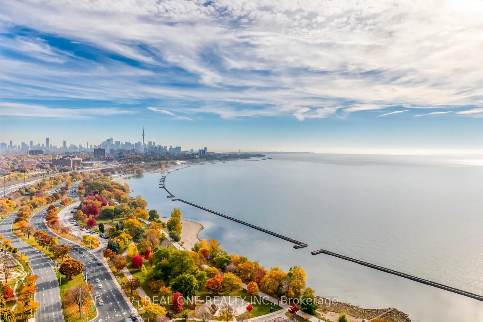 Front of Unit 1809, 1926 lakeshore Boulevard W