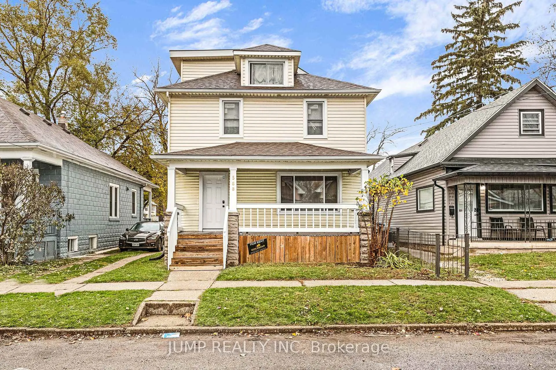 Front of 568 Tournier Street