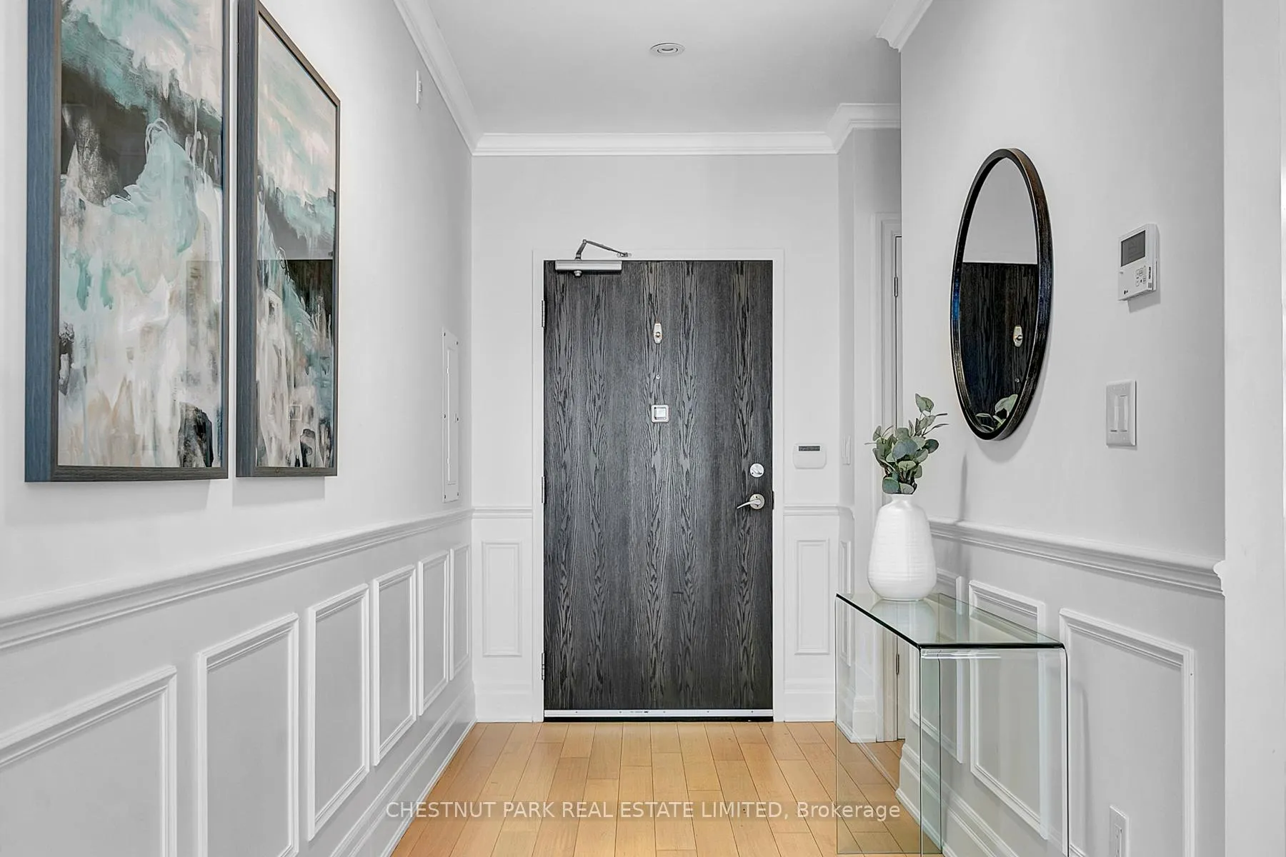 Photo 3 of Unit 306, 1 Rainsford Road, Toronto, The Beaches — HOMEH