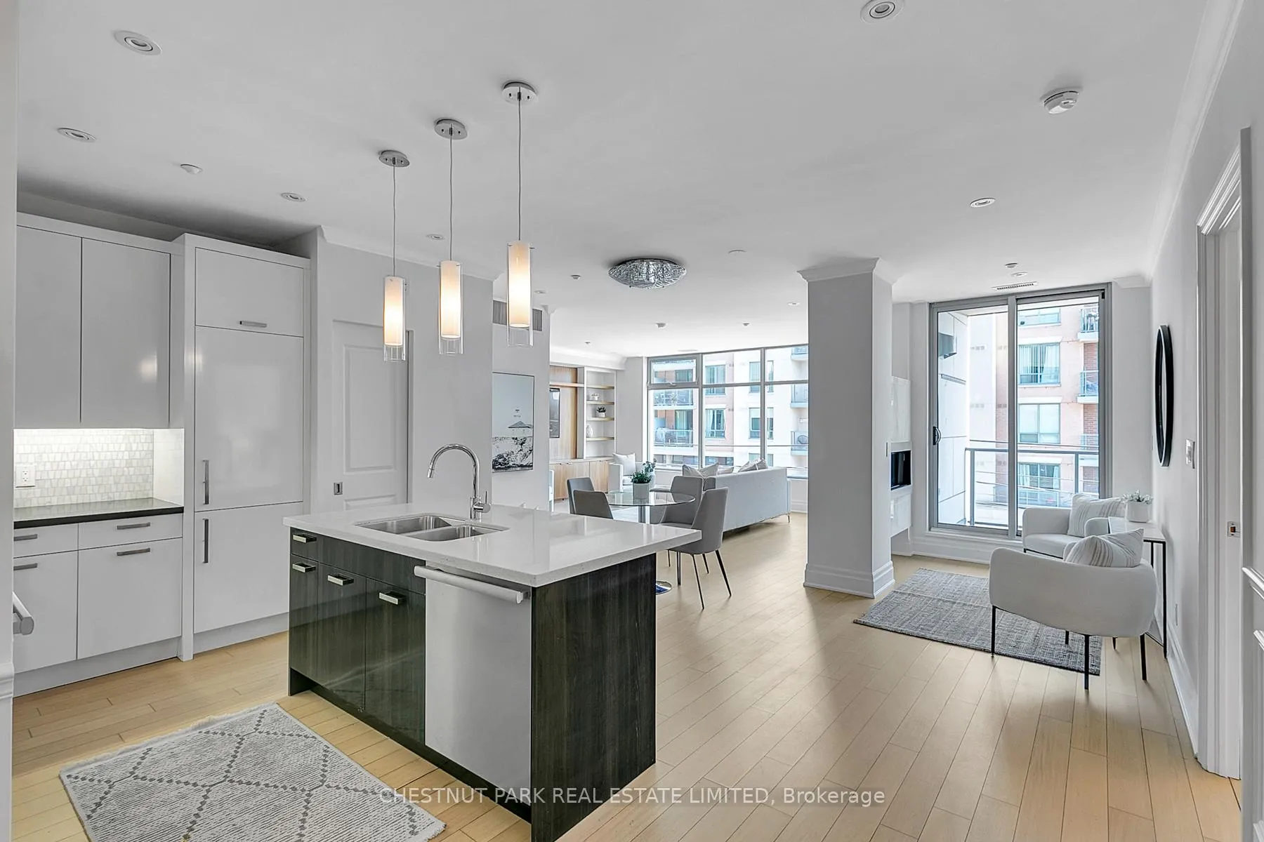 Photo 7 of Unit 306, 1 Rainsford Road, Toronto, The Beaches — HOMEH