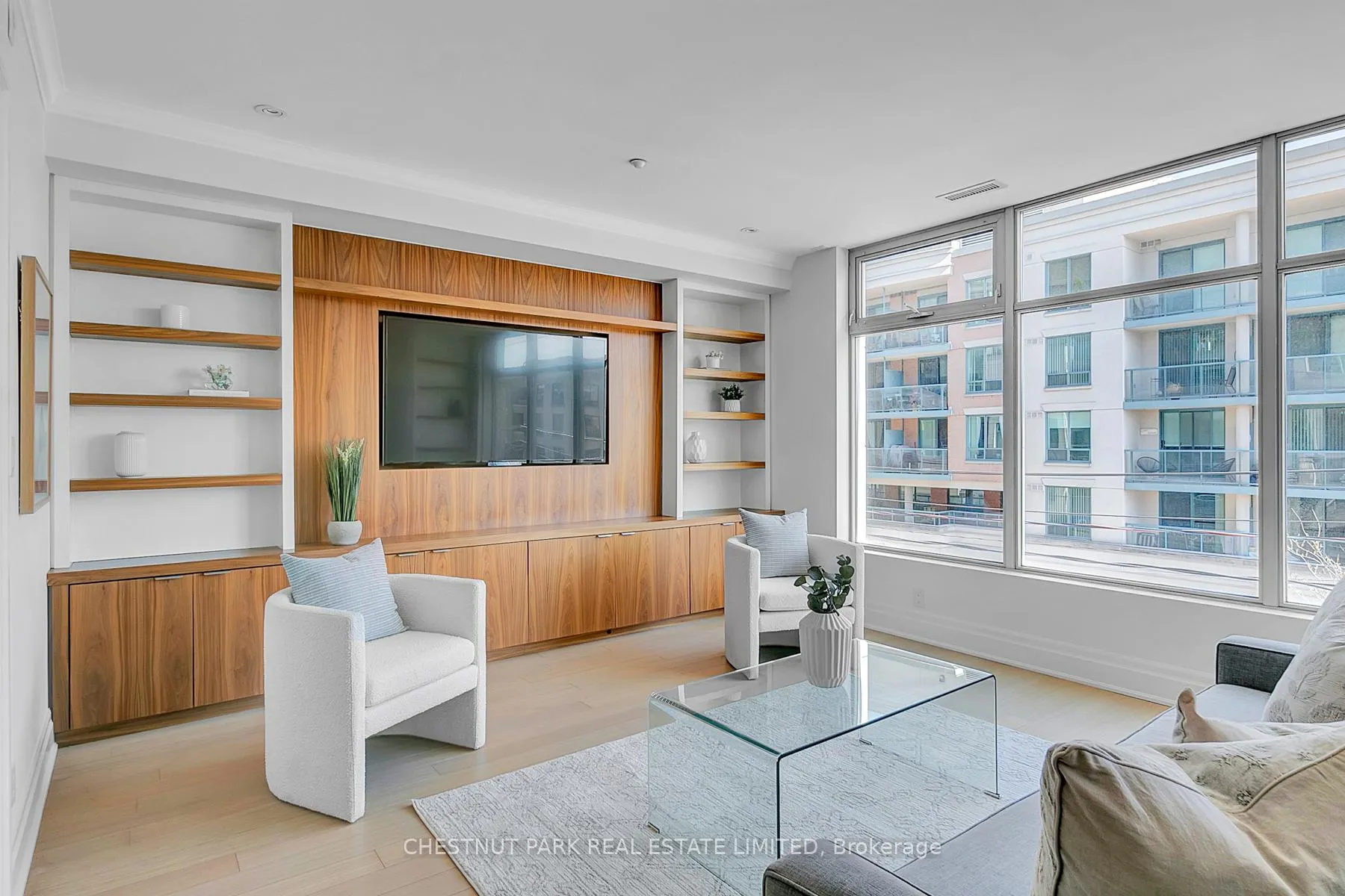 Photo 8 of Unit 306, 1 Rainsford Road, Toronto, The Beaches — HOMEH