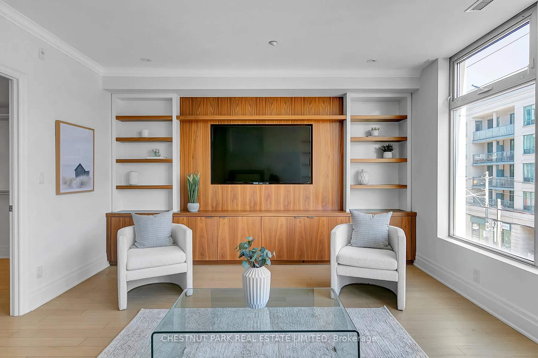 Photo 10 of Unit 306, 1 Rainsford Road, Toronto, The Beaches — HOMEH