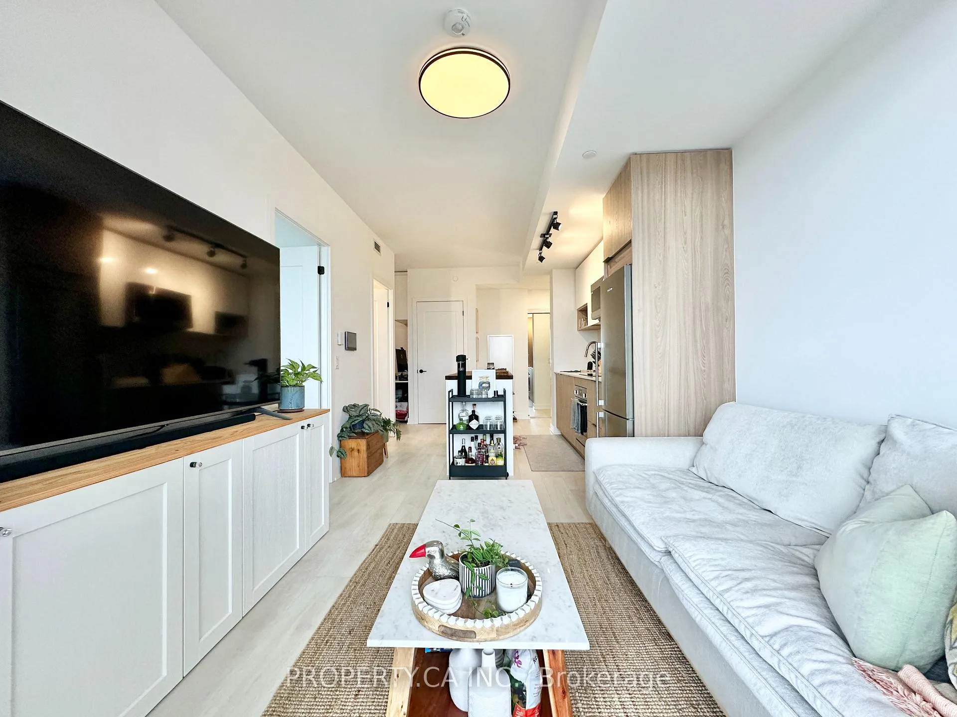 Photo 4 of Unit 1913, 5 Defries Street, Toronto, Regent Park — HOMEH