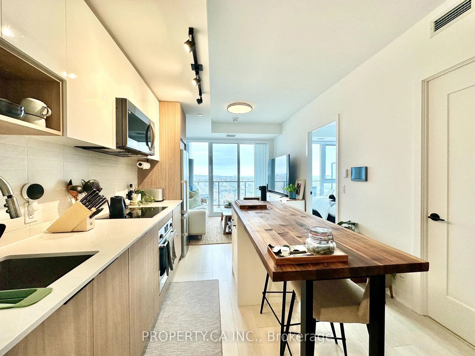 Photo 8 of Unit 1913, 5 Defries Street, Toronto, Regent Park — HOMEH