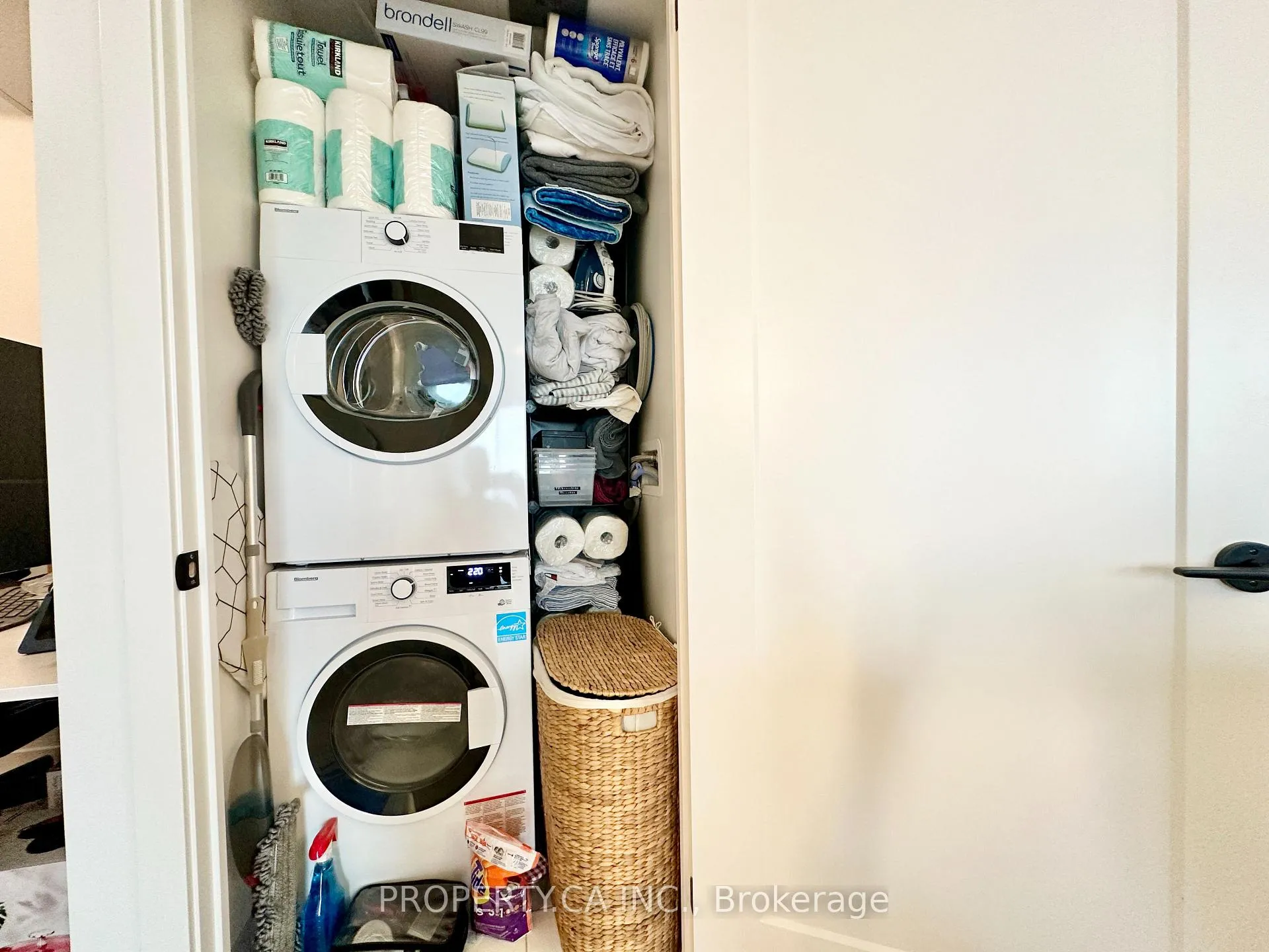 Photo 14 of Unit 1913, 5 Defries Street, Toronto, Regent Park — HOMEH