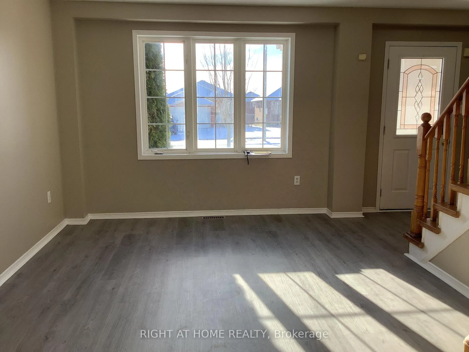 Photo 9 of 214 Dunsmore Lane, Barrie, Georgian Drive — HOMEH