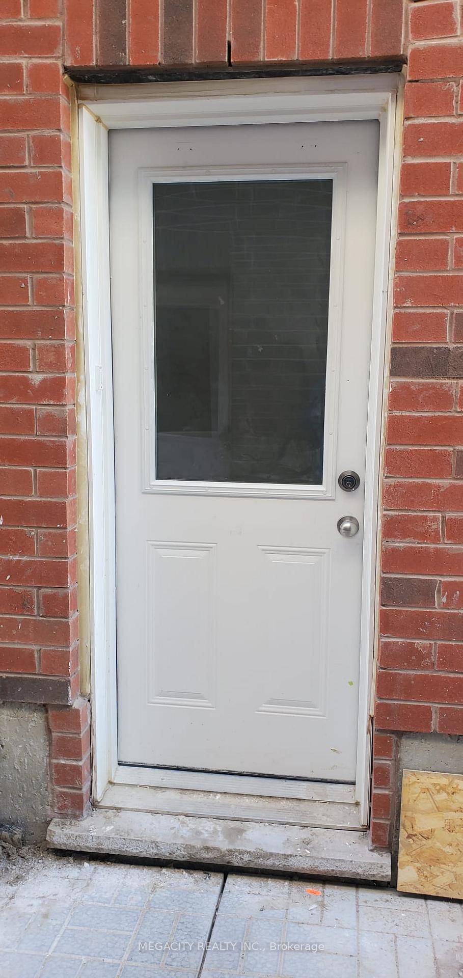 Front of Unit basement, 27 Galvin Avenue NW
