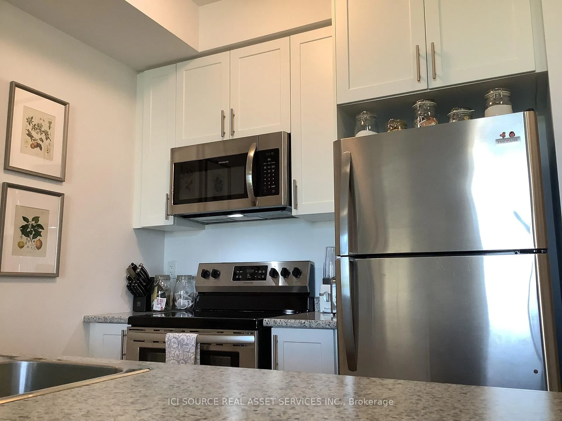 Photo 6 of Unit 203, 101 Shoreview Place, Hamilton, Stoney Creek — HOMEH