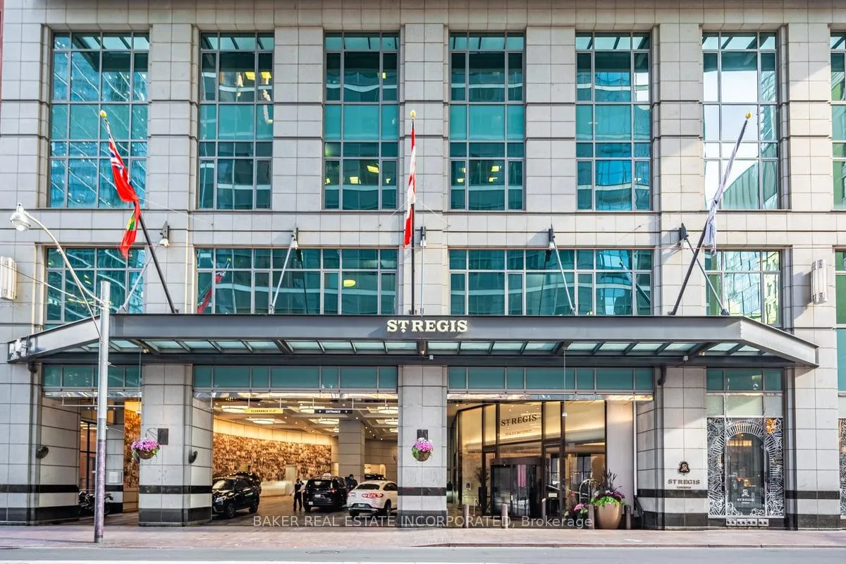 Front of Unit 4904, 311 Bay Street