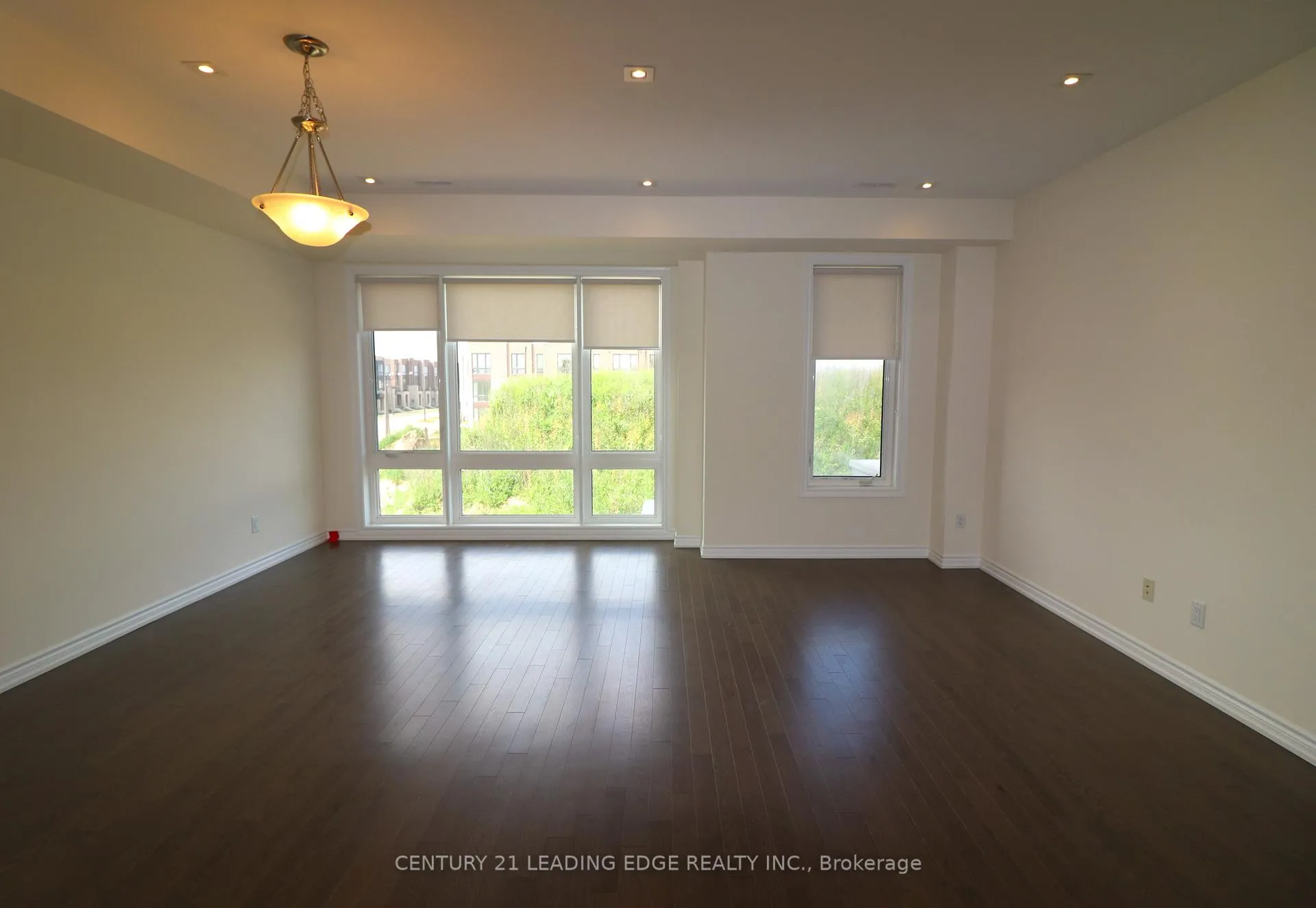 Photo 9 of 30 Hammersmith Lane, Markham, Victoria Square — HOMEH