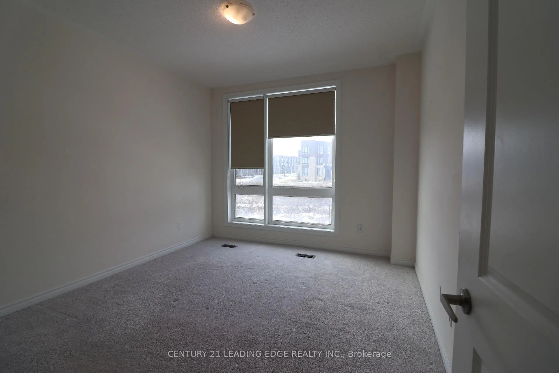 Photo 20 of 30 Hammersmith Lane, Markham, Victoria Square — HOMEH