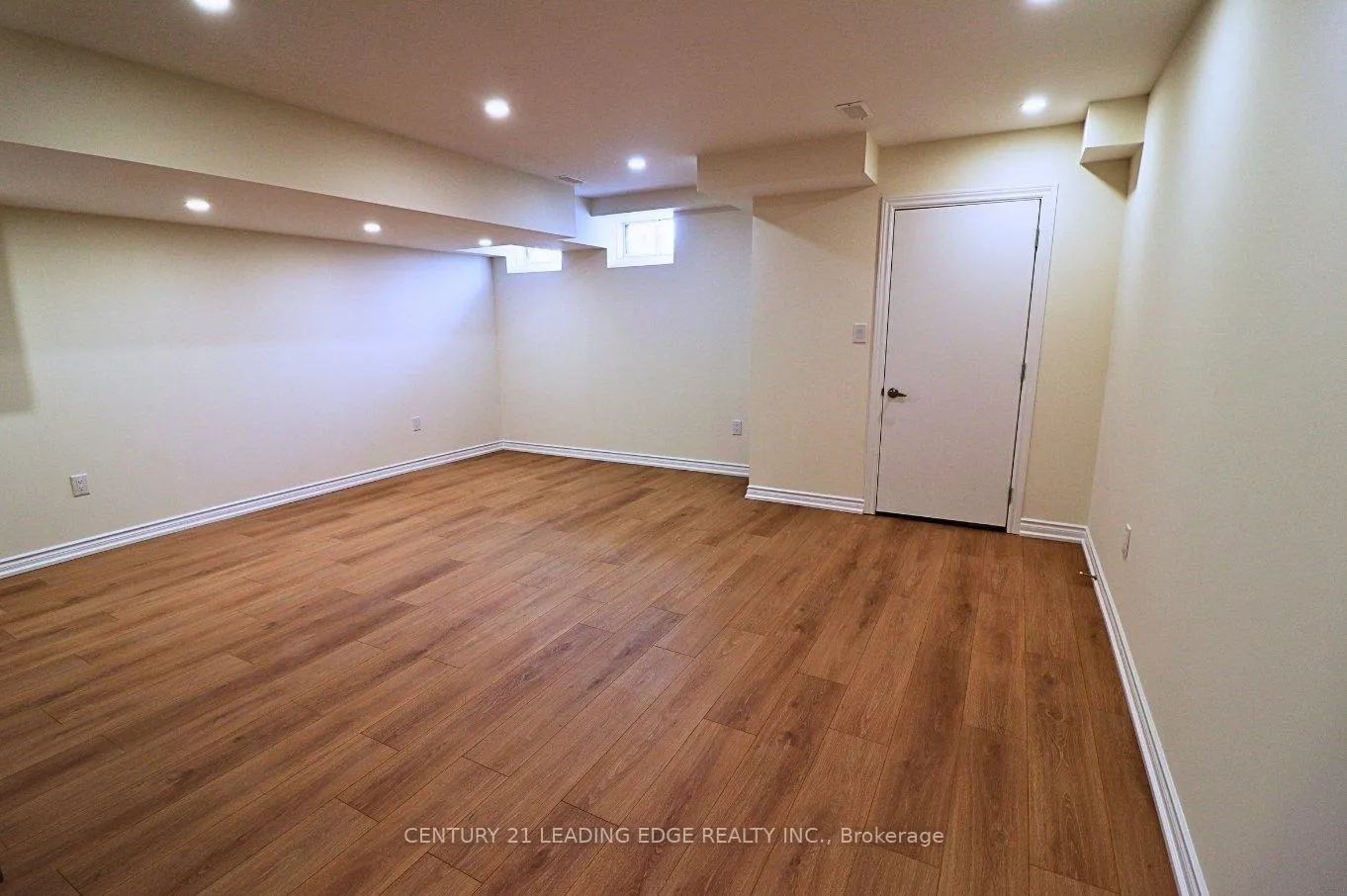 Photo 23 of 30 Hammersmith Lane, Markham, Victoria Square — HOMEH