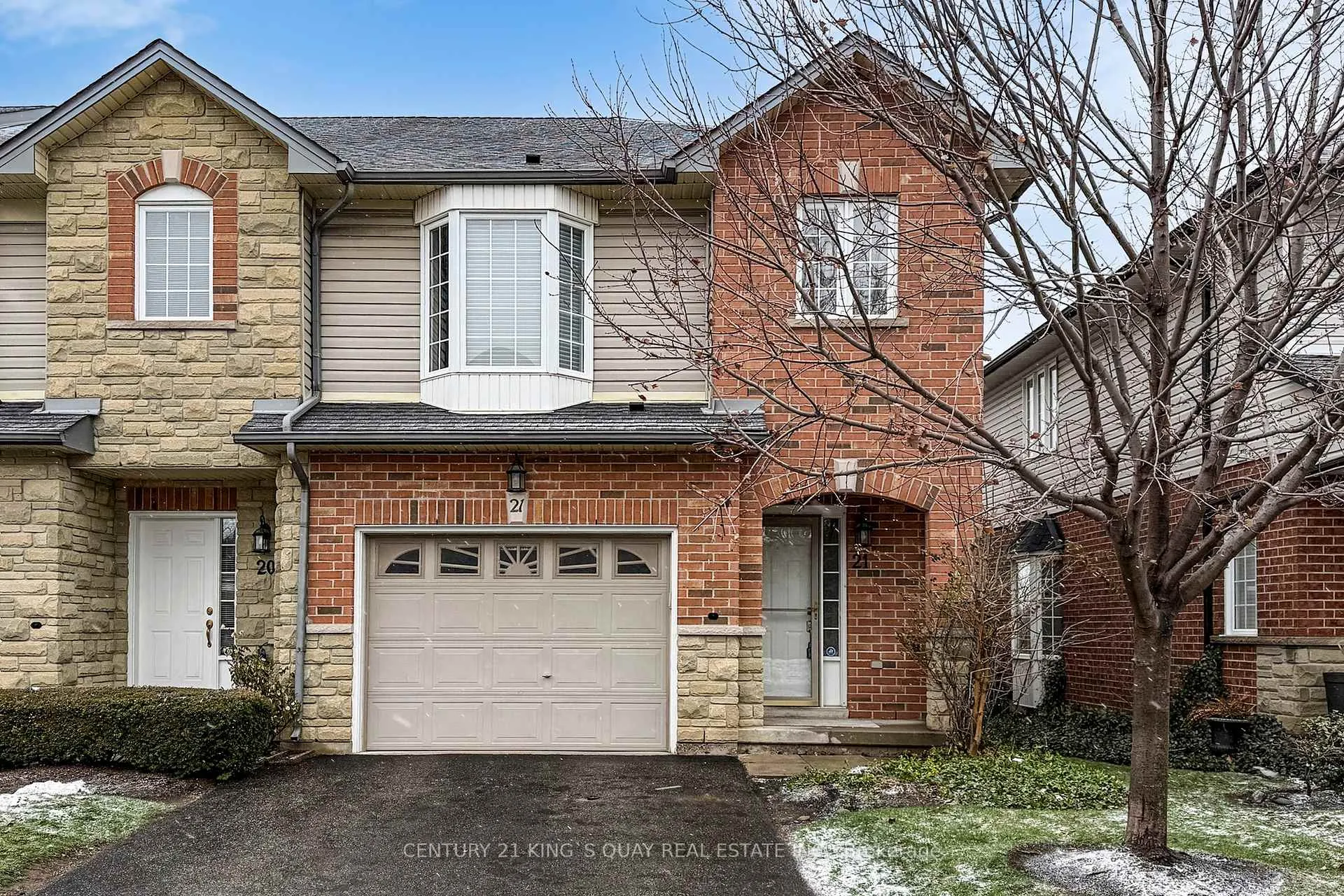 Photo 2 of Unit 21, 232 stonehenge Drive, Hamilton, Ancaster — HOMEH