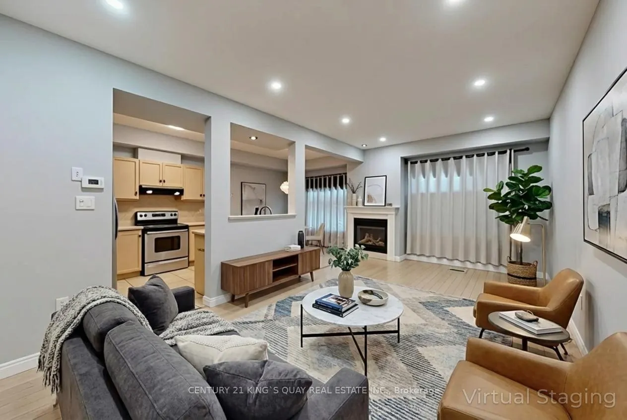 Photo 3 of Unit 21, 232 stonehenge Drive, Hamilton, Ancaster — HOMEH