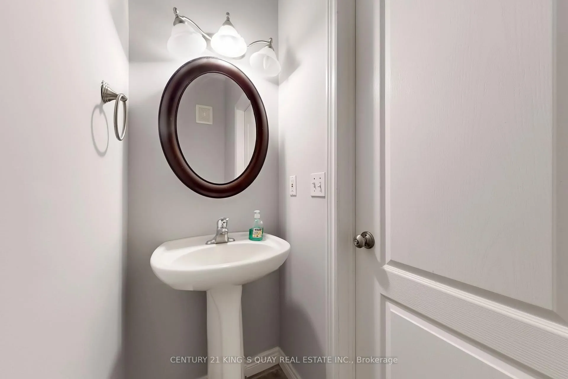 Photo 20 of Unit 21, 232 stonehenge Drive, Hamilton, Ancaster — HOMEH