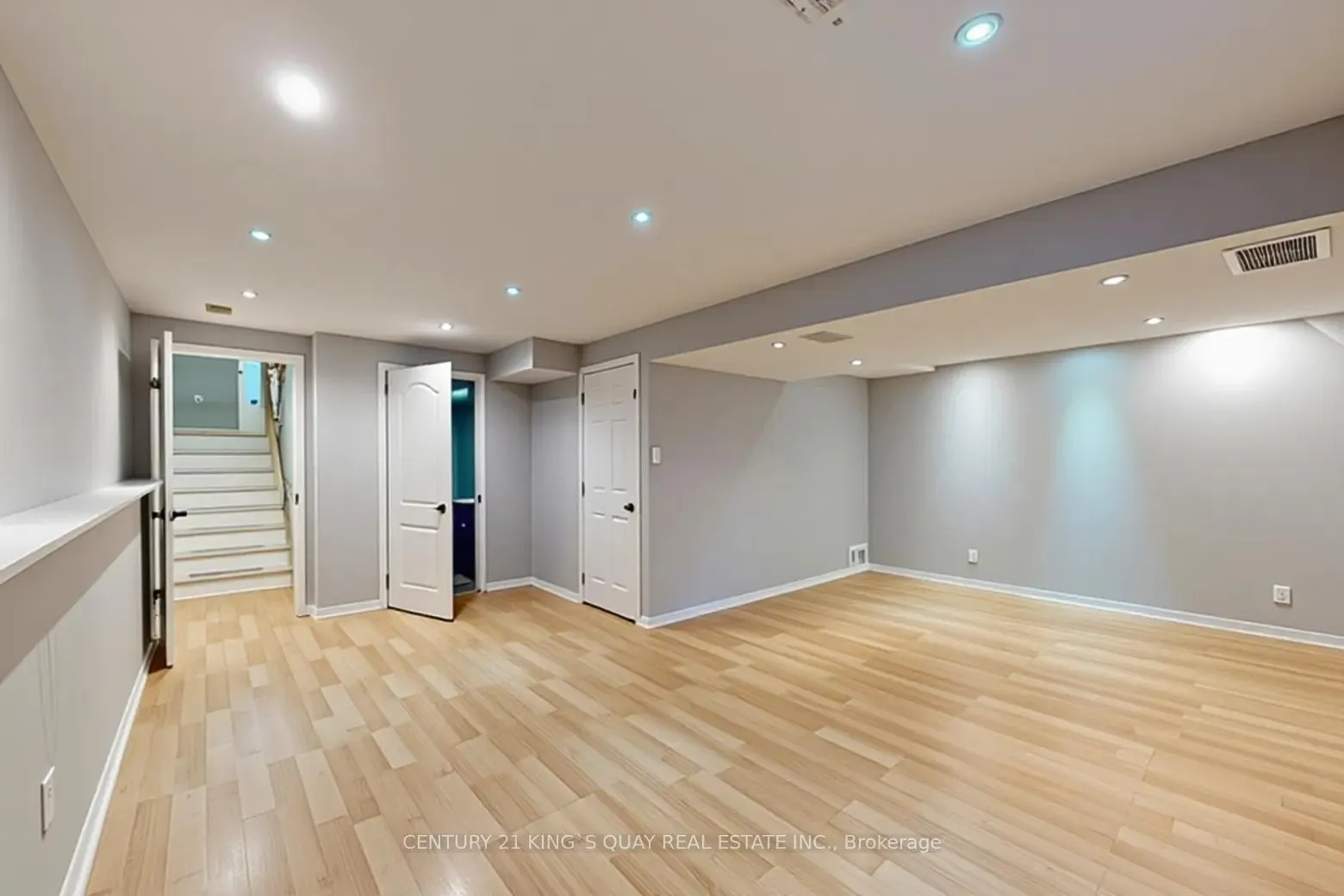 Photo 41 of Unit 21, 232 stonehenge Drive, Hamilton, Ancaster — HOMEH