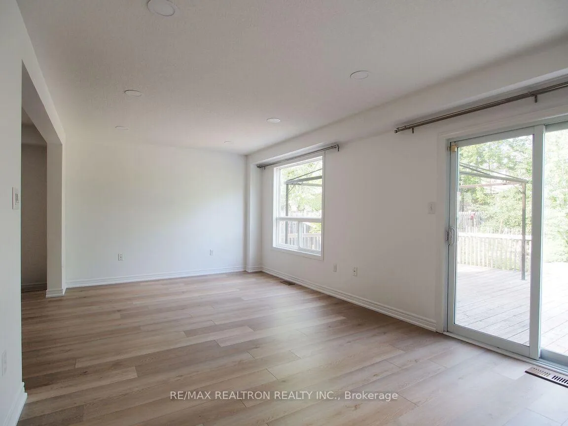 Photo 14 of 784 Karlsfeld Road, Waterloo — HOMEH