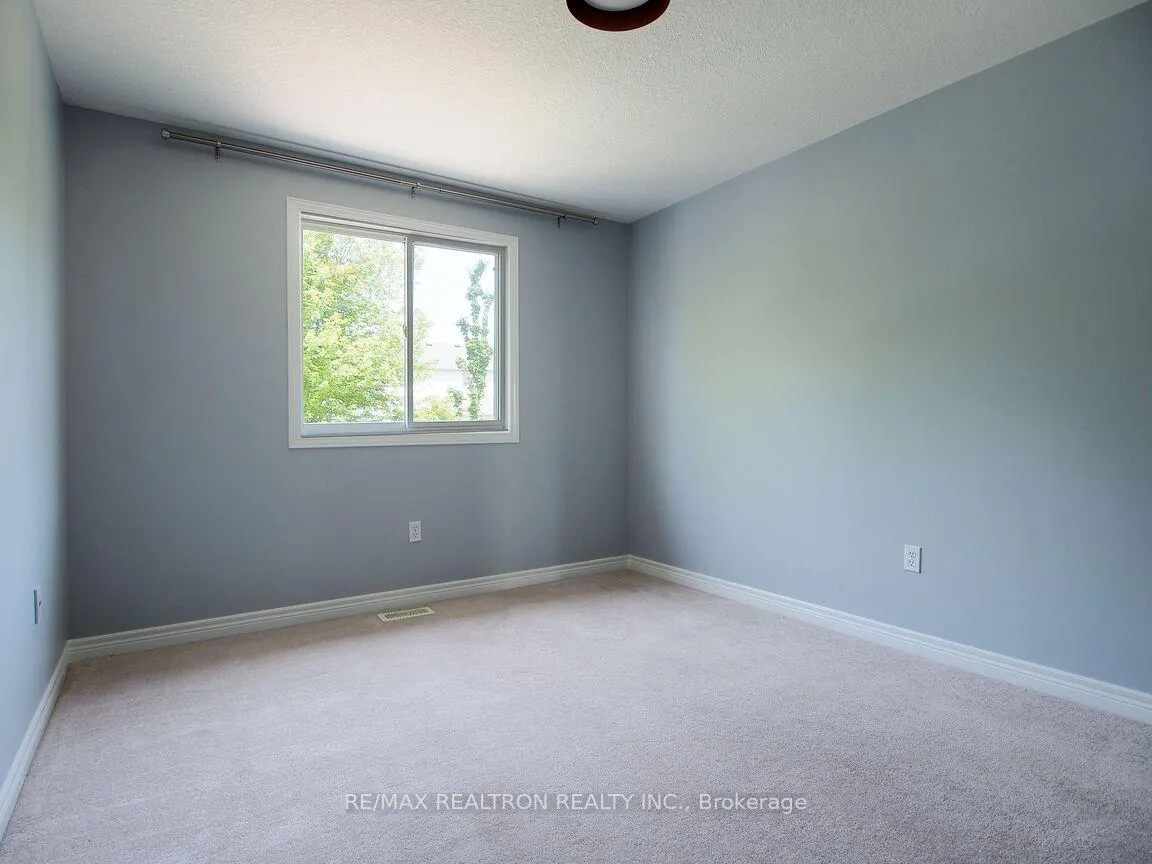 Photo 21 of 784 Karlsfeld Road, Waterloo — HOMEH