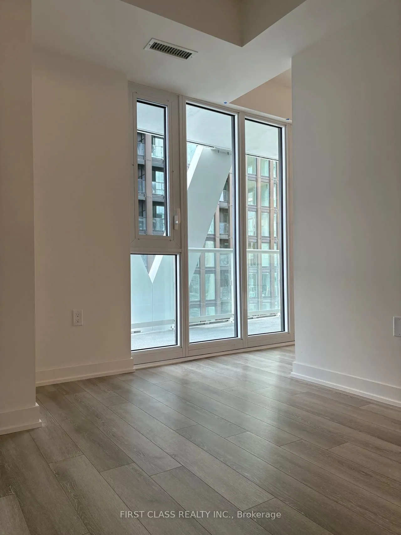 Photo 7 of Unit 2520, 230 Simcoe Street, Toronto, Kensington-Chinatown — HOMEH