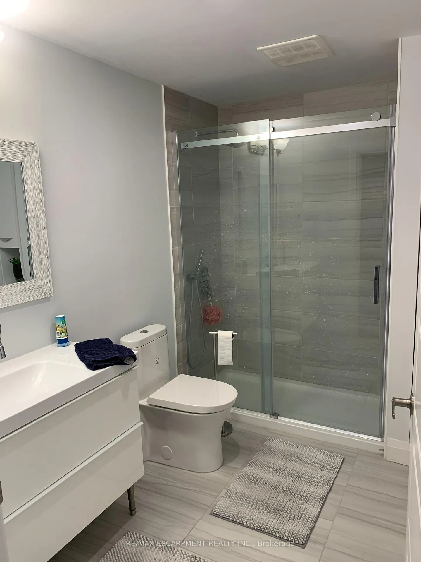 Photo 24 of Unit 210, 5 Wake Robin Drive, Kitchener, Larentian West — HOMEH